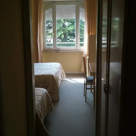 호텔 Viale