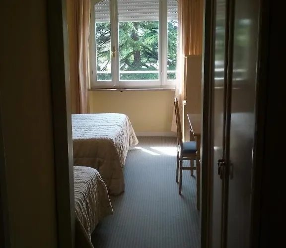 ホテル Viale